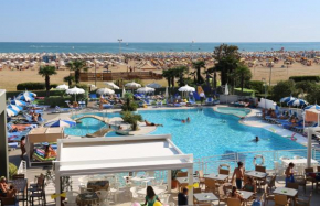 Majestic Beach Hotel & Wellness